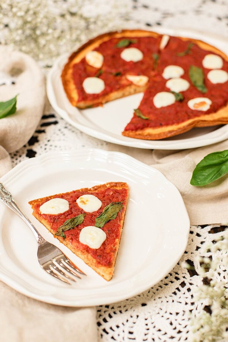 Cast Iron Sourdough Discard Pizza