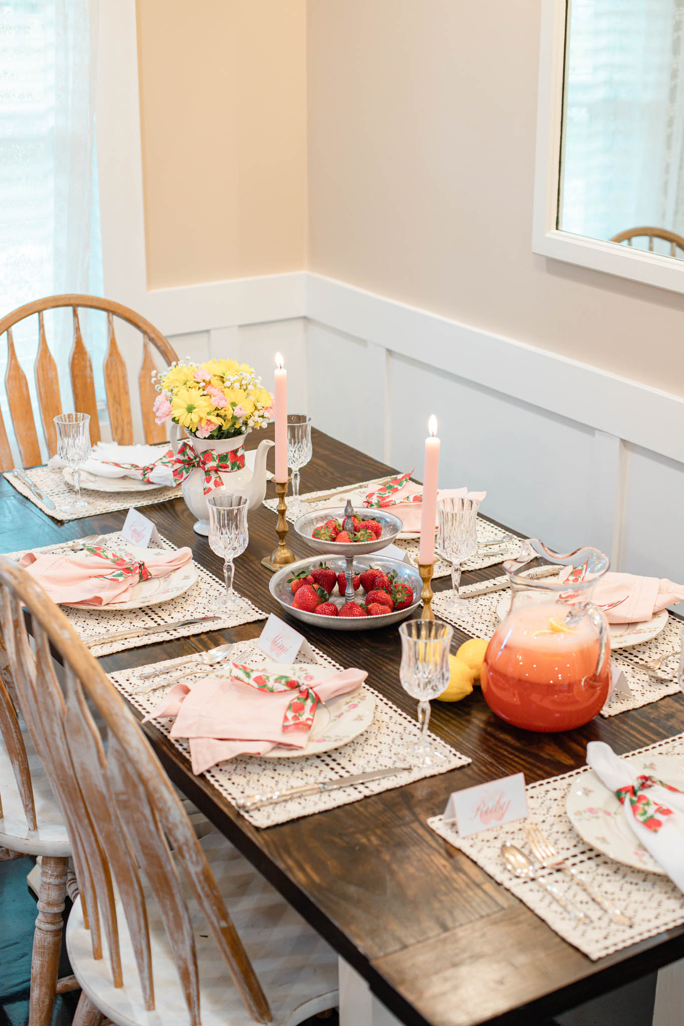 Strawberry Tablescape Ideas with Cottagecore Charm