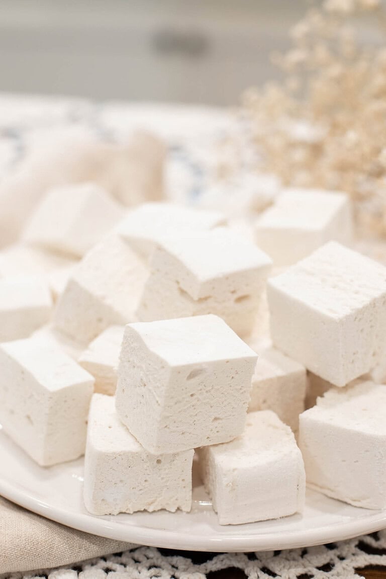 Homemade Vanilla Marshmallows